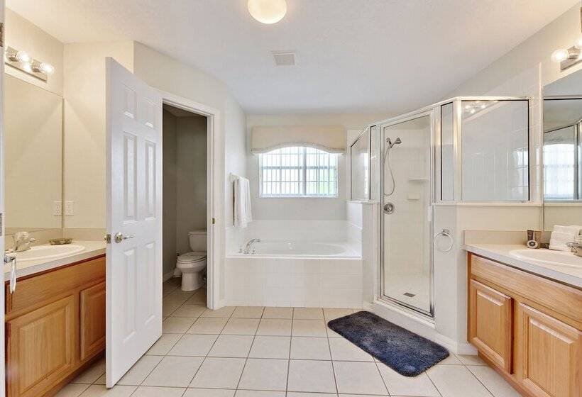 Lakeside Spa, Ac In Games Room   Tropics! 822