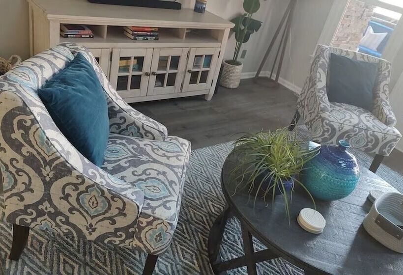 Oasis At Ballycastle By Avantstay Private Beach