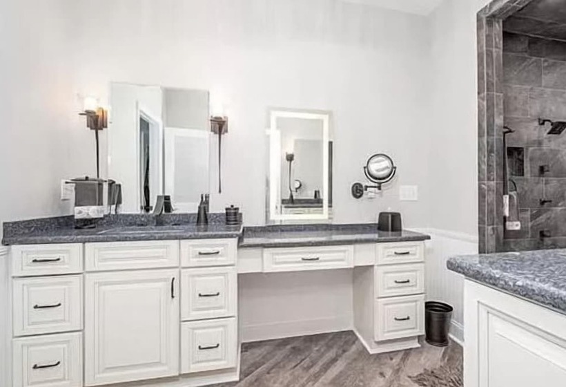 Oasis At Ballycastle By Avantstay Private Beach