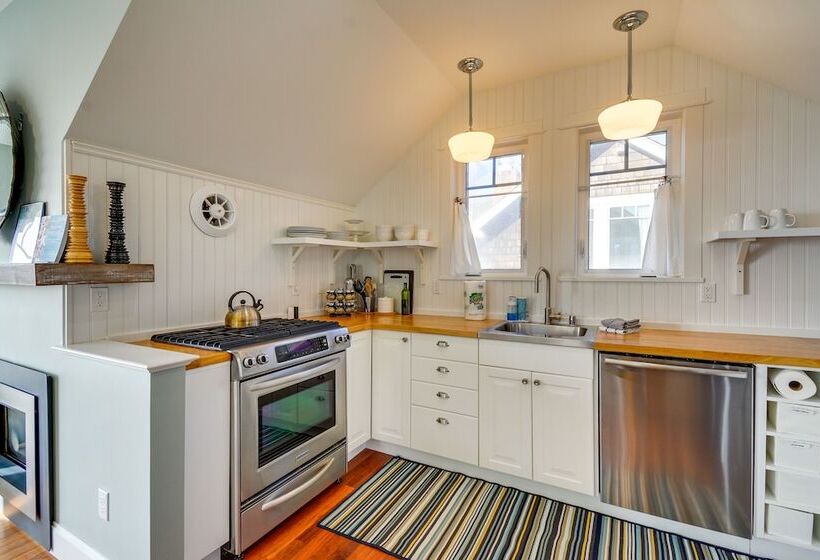 Oceanfront Moclips Retreat W/ Beach Access & View!