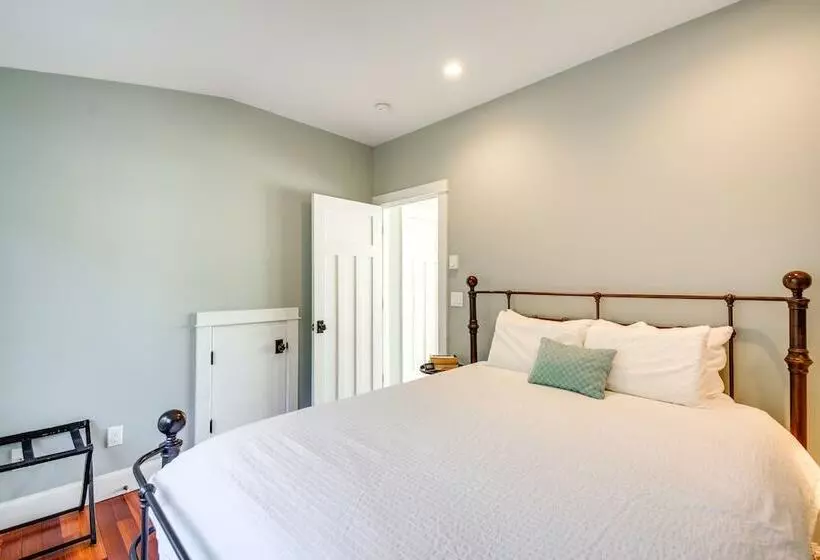 Oceanfront Moclips Retreat W/ Beach Access & View!