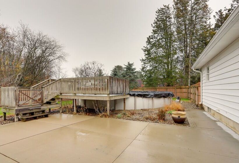 Ohio Escape Near Sports Force Parks & Cedar Point!