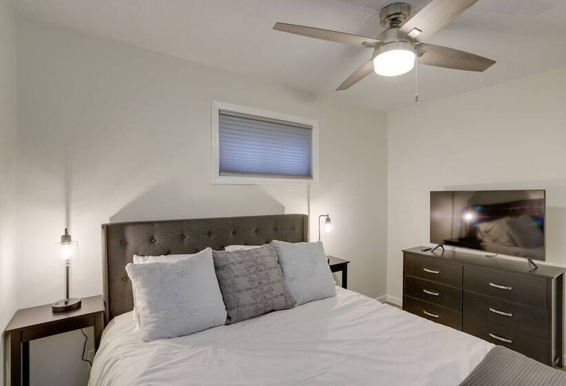 Ohio Escape Near Sports Force Parks & Cedar Point!