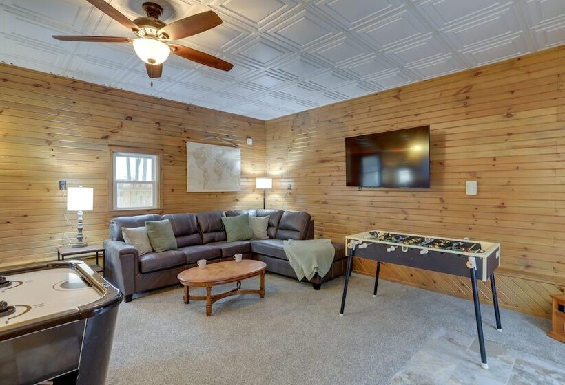 Ohio Escape Near Sports Force Parks & Cedar Point!