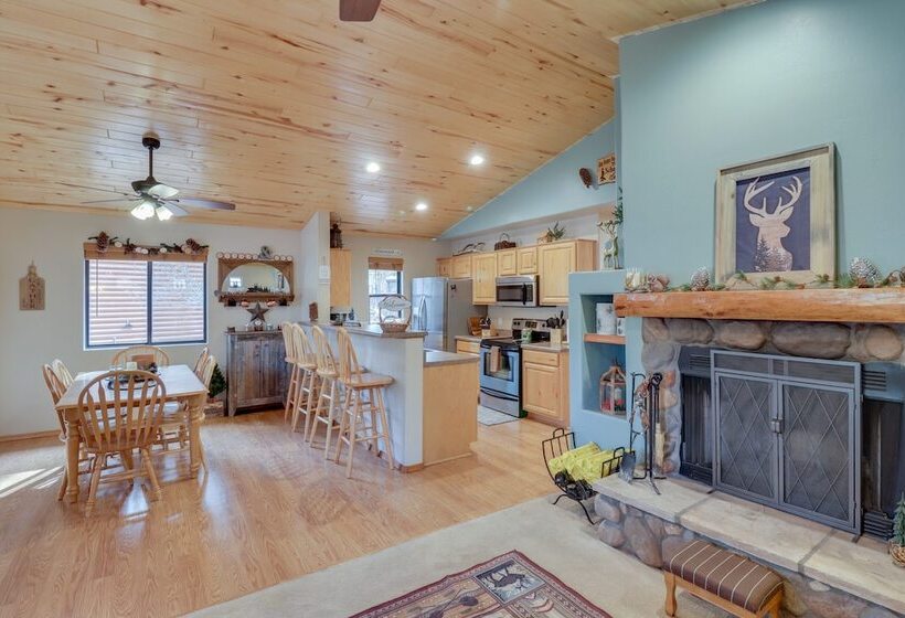 Overgaard Cabin W/ Gas Grill & Propane Fire Pit!