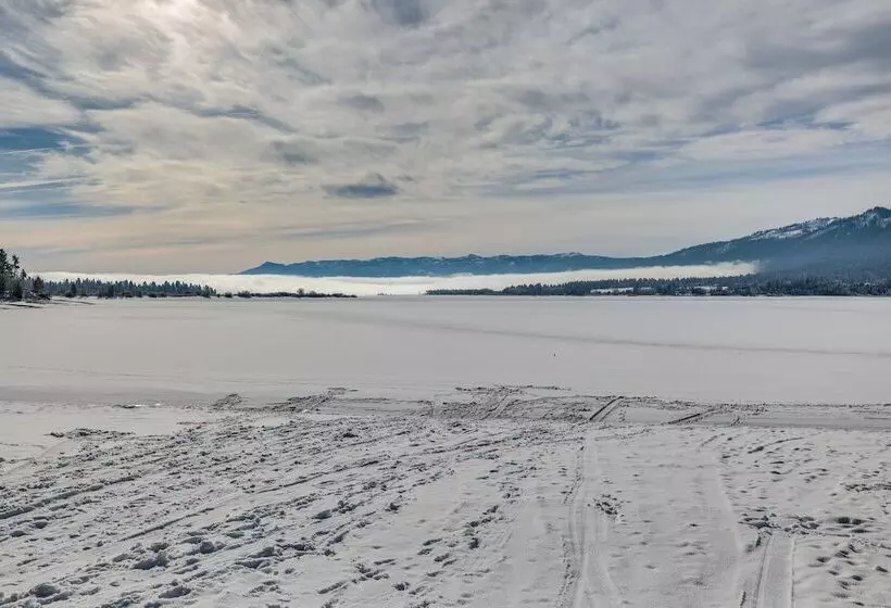 Peaceful Donnelly Retreat < 1 Mi To Lake Cascade!