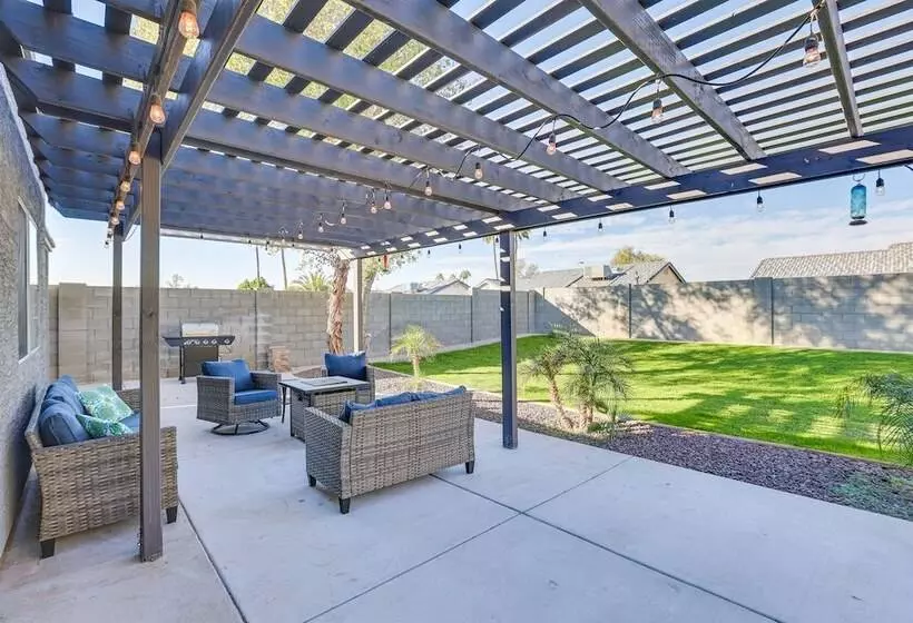 Peoria Home W/ Private Pool, Hot Tub, & Gas Grill!