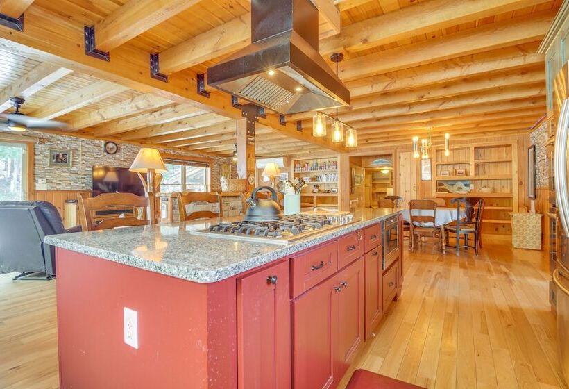 Pet Friendly Carthage Home With Fire Pit!