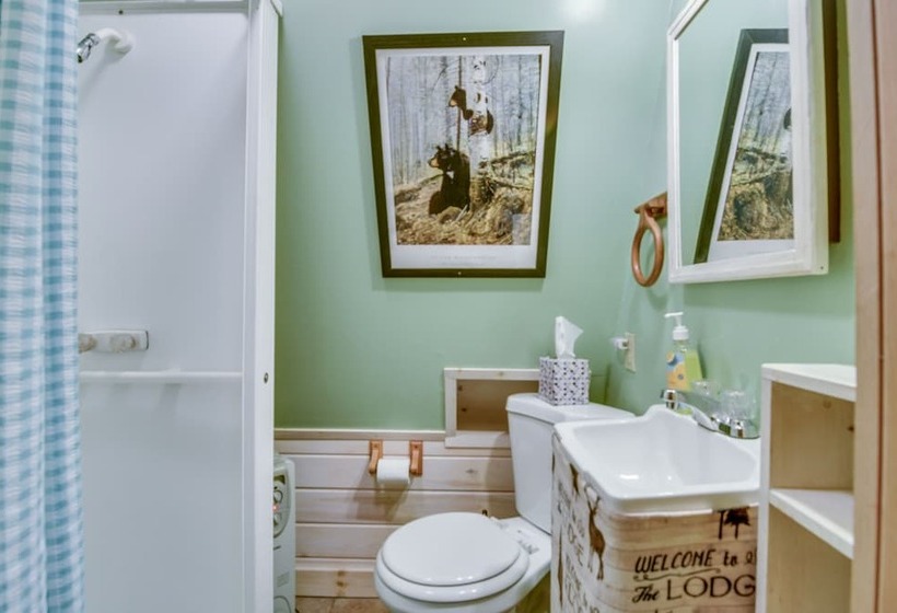 Pet Friendly Carthage Home With Fire Pit!