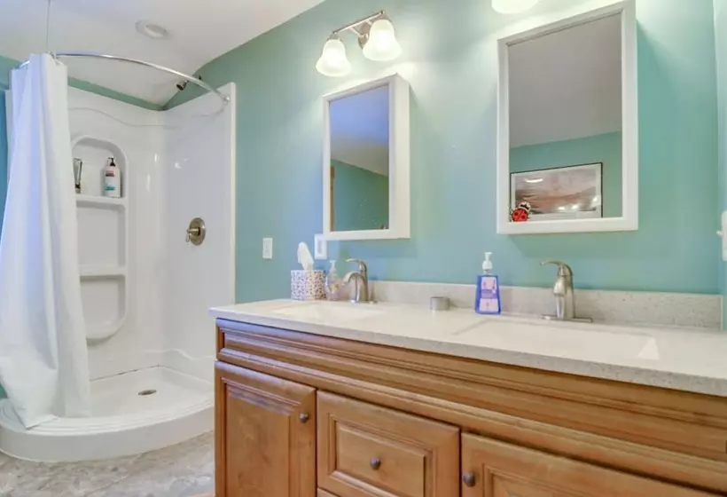 Pet Friendly Carthage Home With Fire Pit!