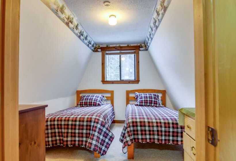 Pet Friendly Carthage Home With Fire Pit!