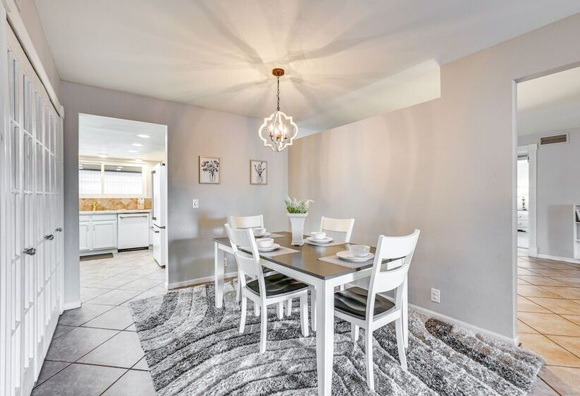 Pet Friendly Tempe Home W/ Private Hot Tub!