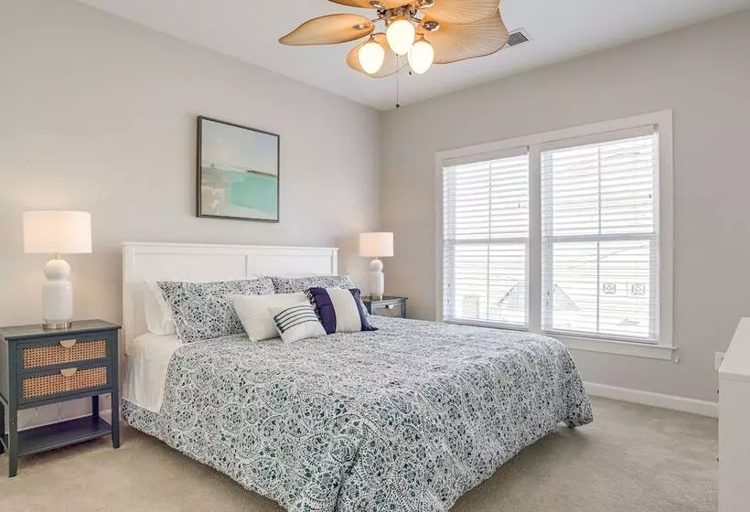 Family Friendly Rehoboth Beach Home W/ Hot Tub