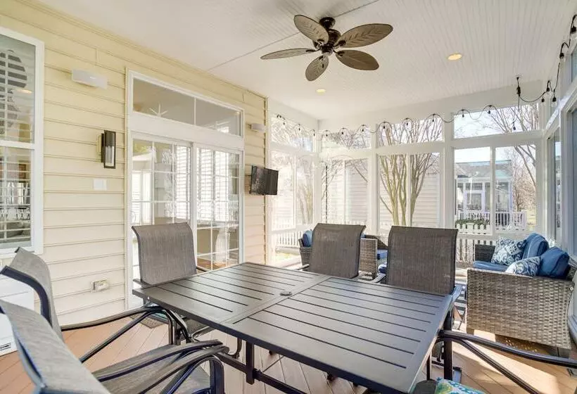 Family Friendly Rehoboth Beach Home W/ Hot Tub