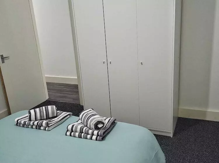 レジデンス Lovely 2 Bed Fully Refurbished House In London