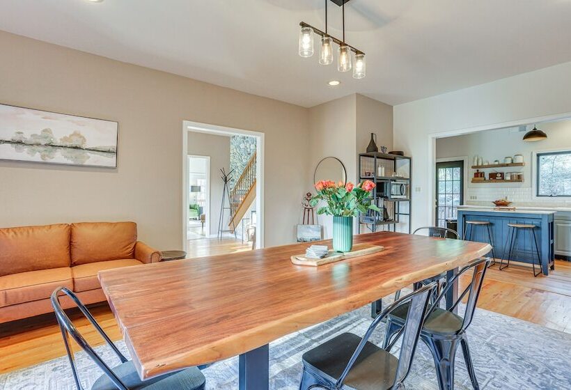 Secluded Kerhonkson Retreat With Deck + Views!