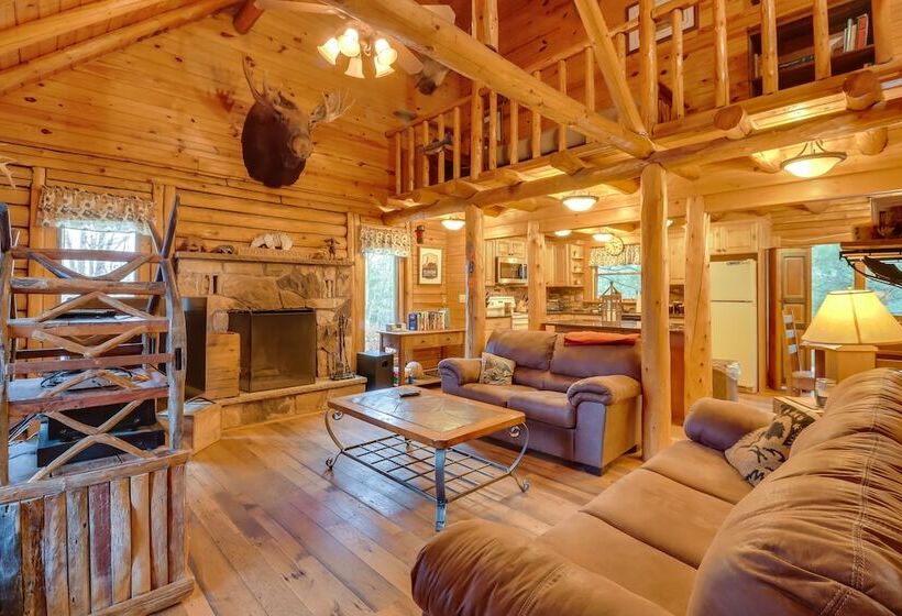 Secluded Cresco Log Cabin W/ Fire Pit!