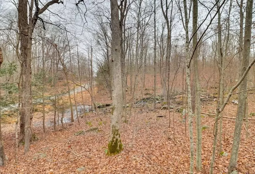 Secluded Cresco Log Cabin W/ Fire Pit!