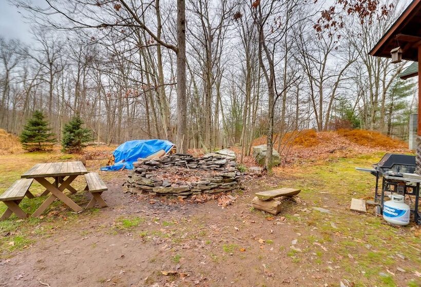Secluded Cresco Log Cabin W/ Fire Pit!