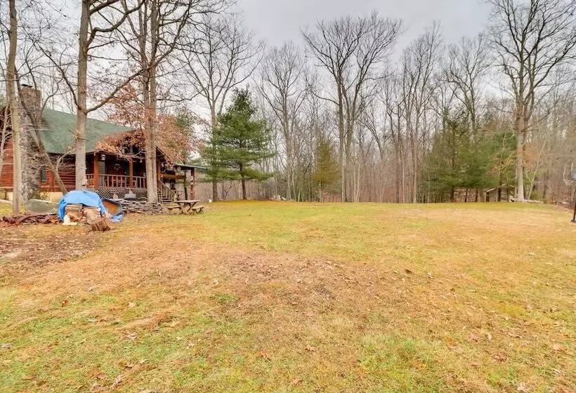 Secluded Cresco Log Cabin W/ Fire Pit!