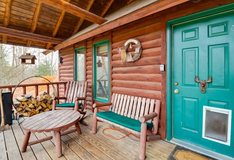 Secluded Cresco Log Cabin W/ Fire Pit!