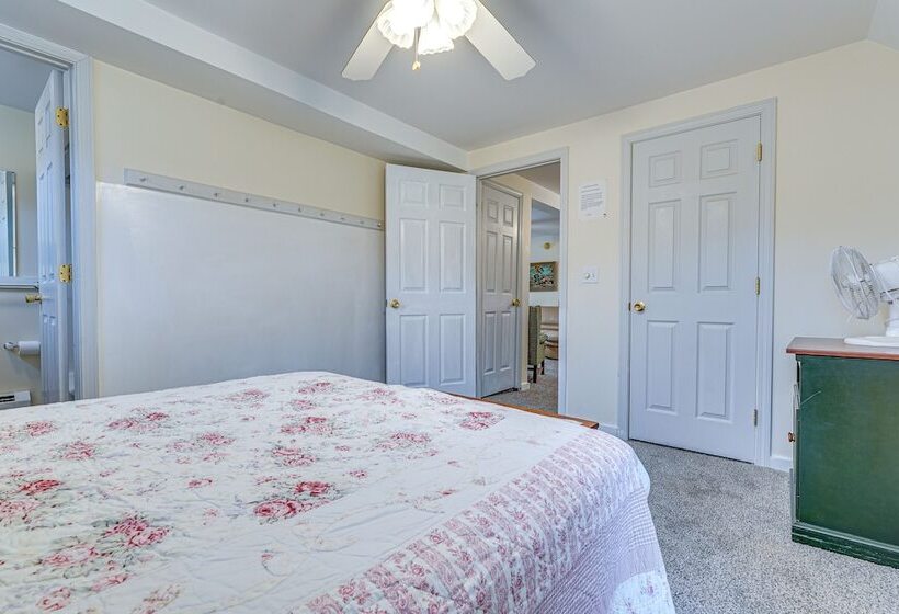 Spacious Ludlow Hideaway < 1 Mi To Okemo Mountain!