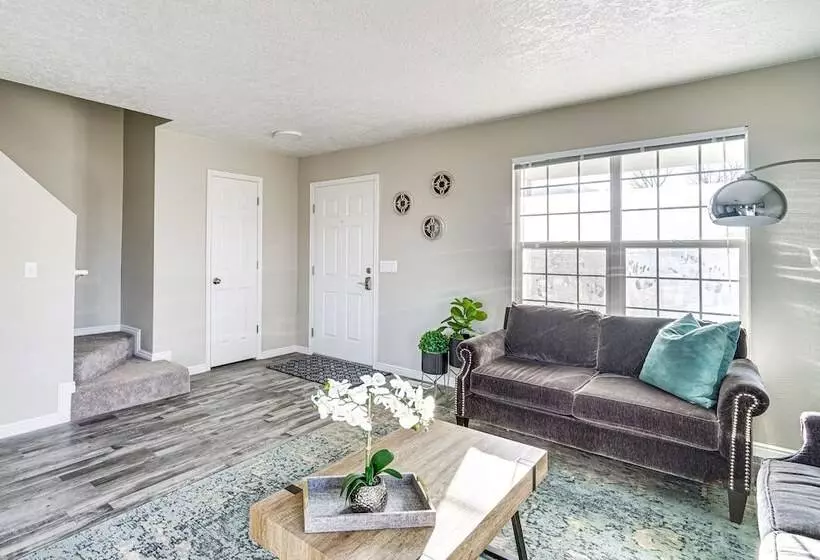 Spacious Utah Home: 34 Mi To Salt Lake City