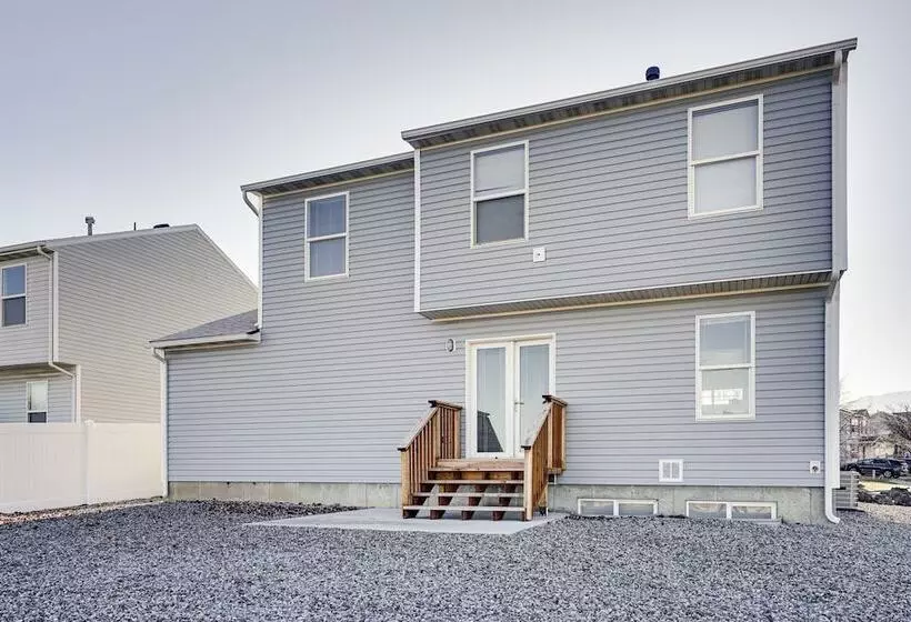 Spacious Utah Home: 34 Mi To Salt Lake City