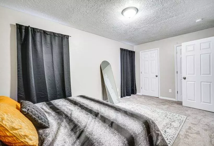 Spacious Utah Home: 34 Mi To Salt Lake City