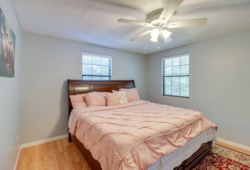 10 Mi To Lake Sumter: Home W/ Deck In Summerfield