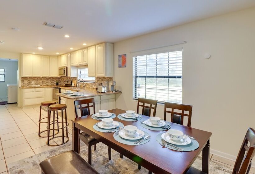 10 Mi To Lake Sumter: Home W/ Deck In Summerfield