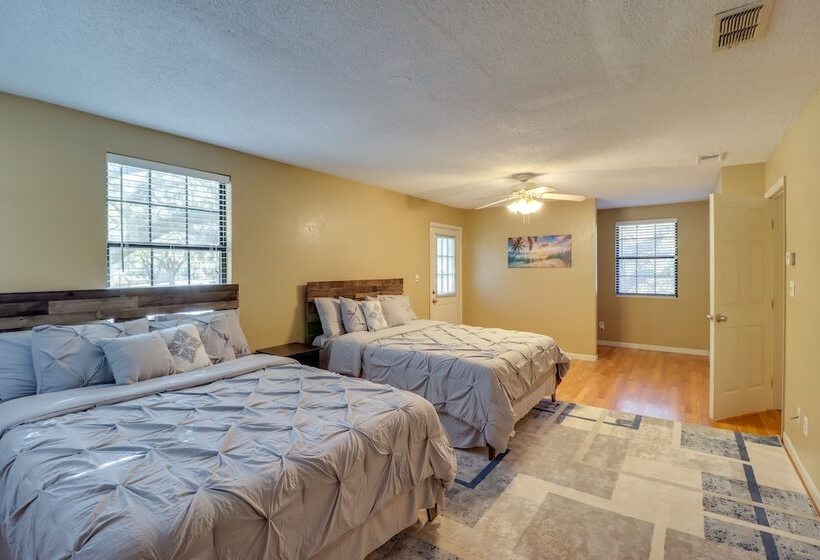 10 Mi To Lake Sumter: Home W/ Deck In Summerfield