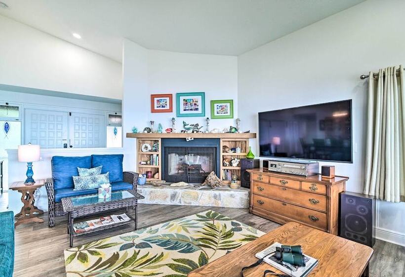 Tranquil Home W/ Private Yard + Fishing Dock!