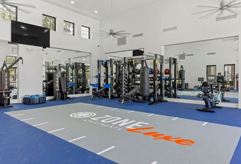 Two Glendale Cozysuites With Pool 2 & 9