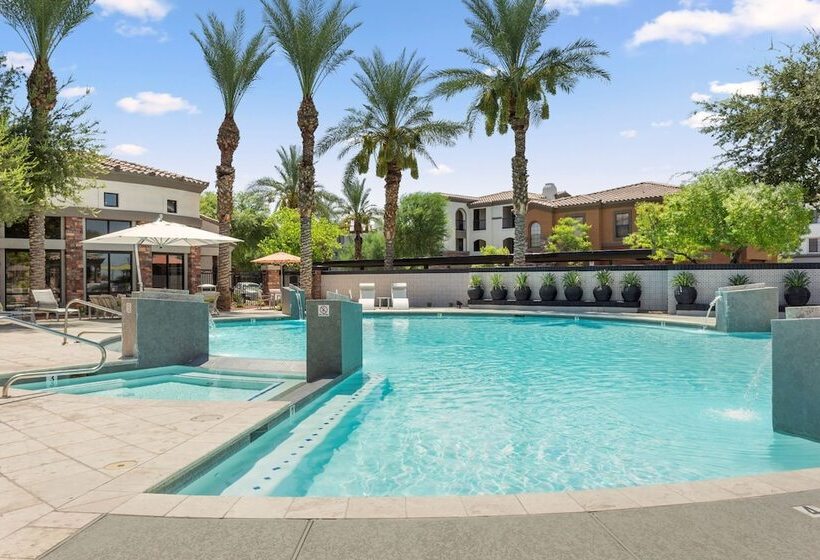 Two Glendale Cozysuites With Pool 2 & 9