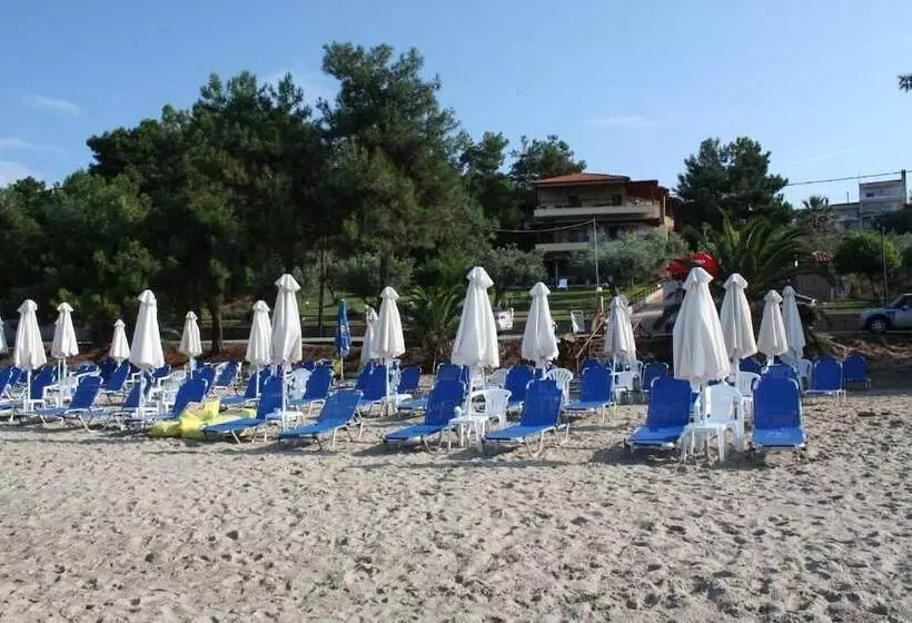 Bambola Apartments By Booking Kottas