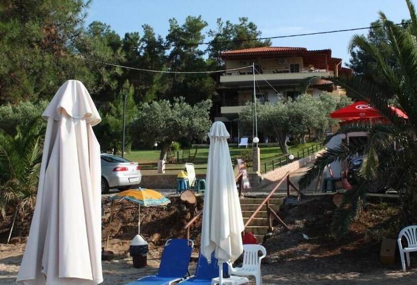 Bambola Apartments By Booking Kottas