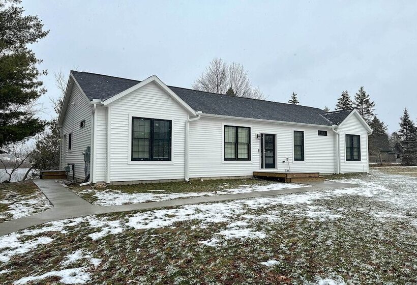 Bellaire Escape: Ski Schuss Mtn, Walk To Shorts!