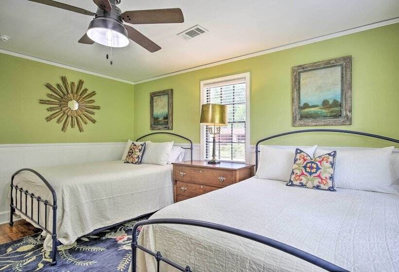 Historic Augusta Cottage W/ Mid Century Vibe!