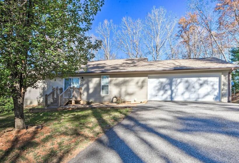 Blairsville Home W/ Deck & Stunning Mountain Views