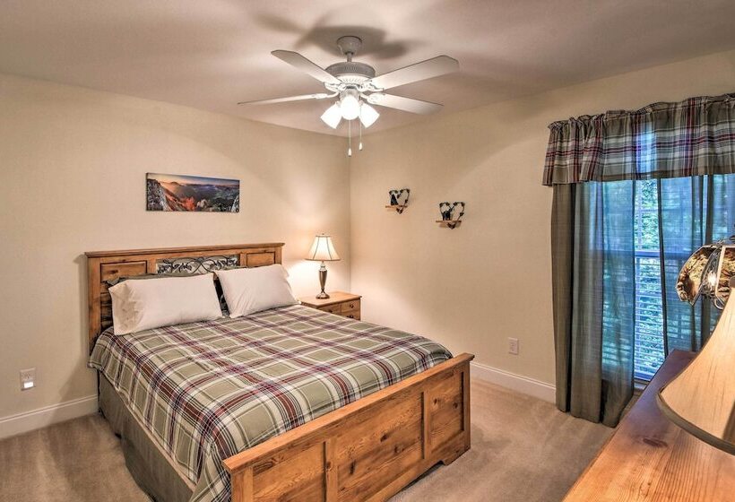 Blairsville Home W/ Deck & Stunning Mountain Views