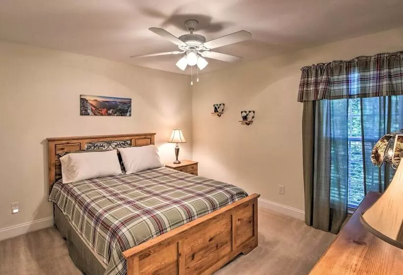 Blairsville Home W/ Deck & Stunning Mountain Views