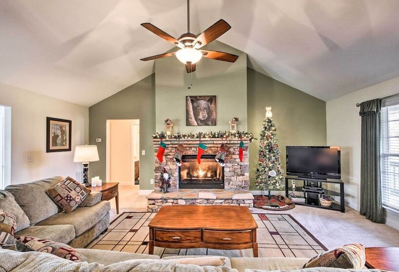 Blairsville Home W/ Deck & Stunning Mountain Views