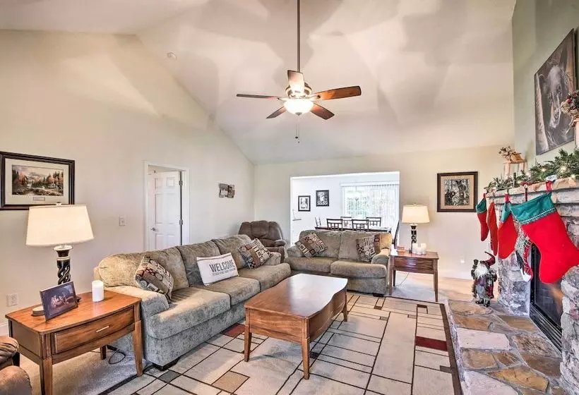 Blairsville Home W/ Deck & Stunning Mountain Views