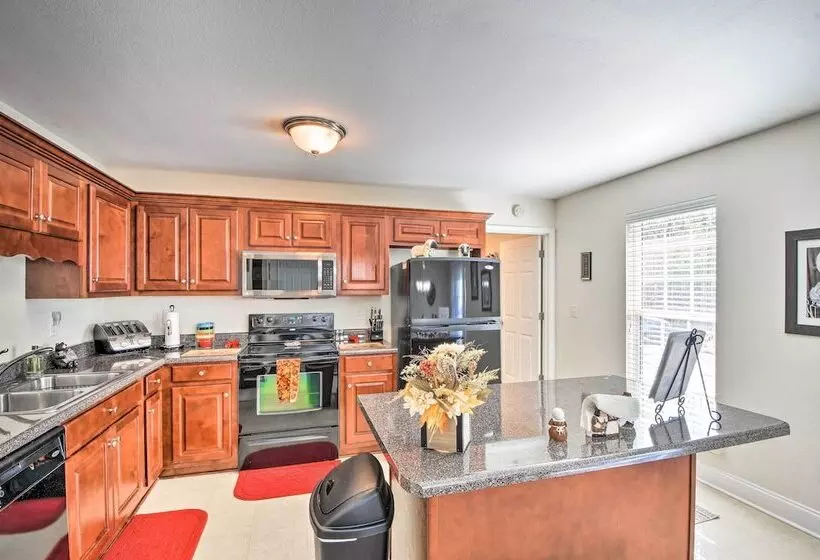 Blairsville Home W/ Deck & Stunning Mountain Views