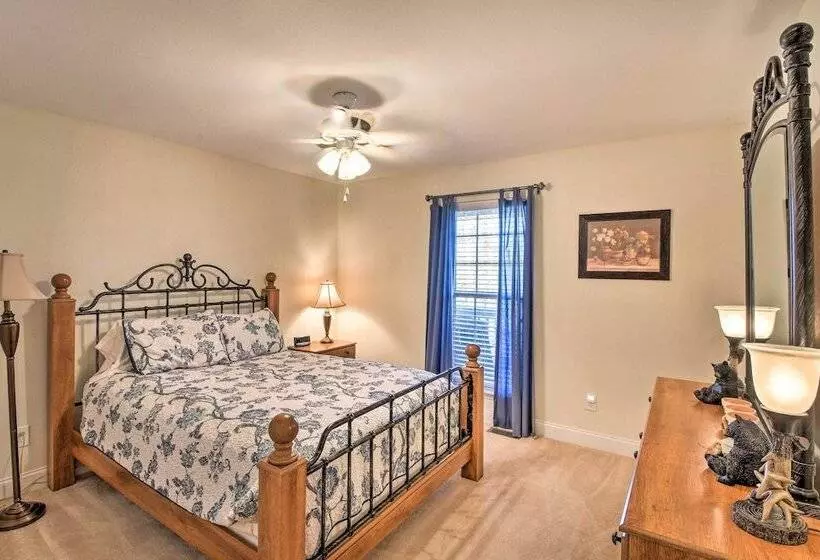 Blairsville Home W/ Deck & Stunning Mountain Views