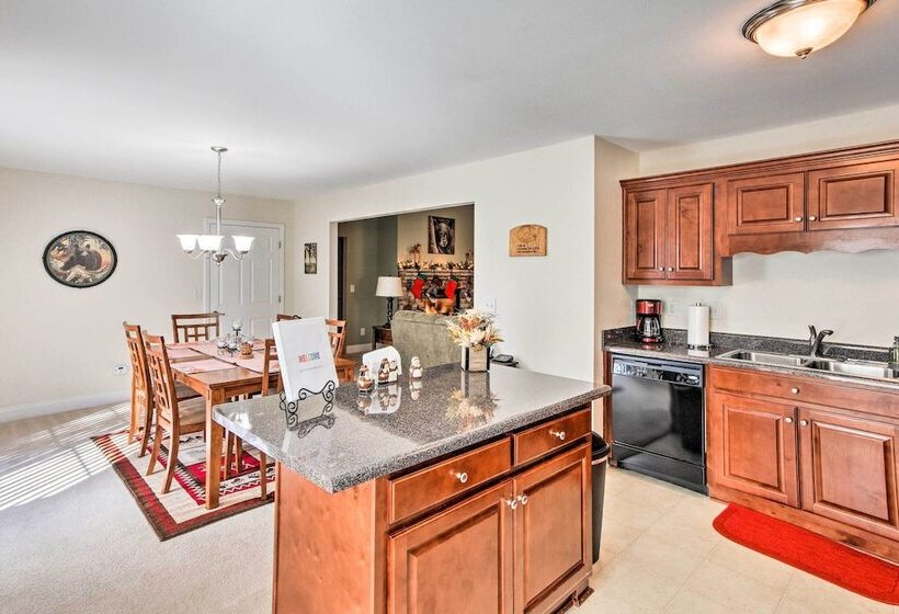 Blairsville Home W/ Deck & Stunning Mountain Views