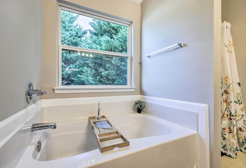 Boho Union City Home < 20 Mi To Dtwn Atlanta!