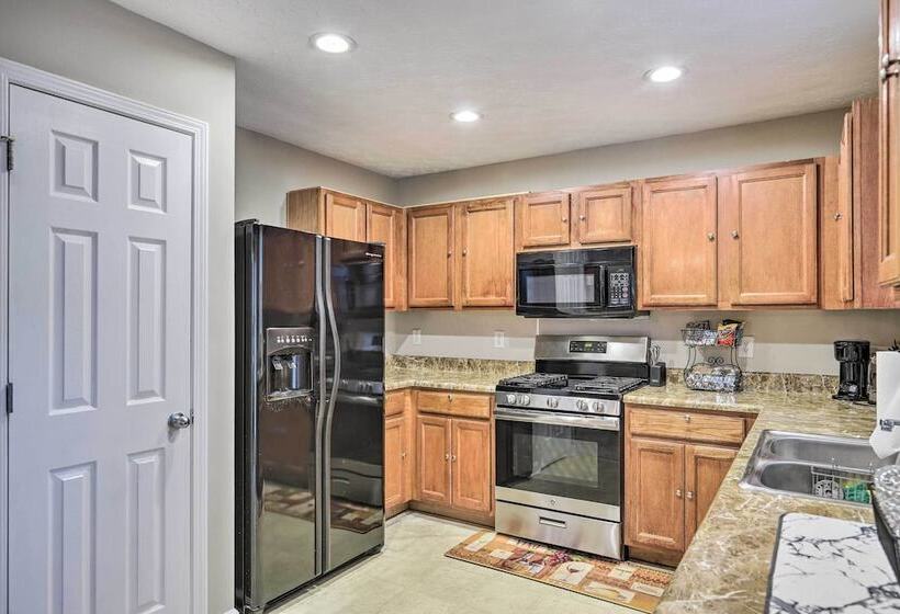 Boho Union City Home < 20 Mi To Dtwn Atlanta!