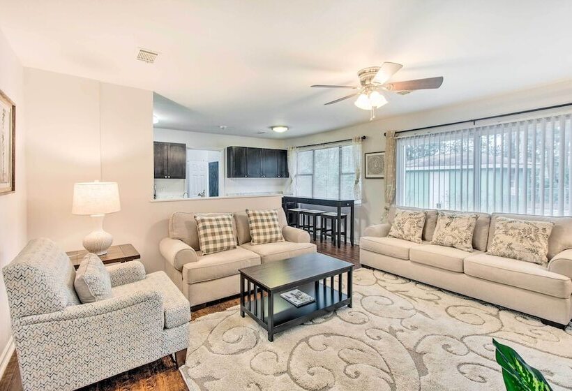 Bright Hinesville Home, 43 Mi To Savannah!